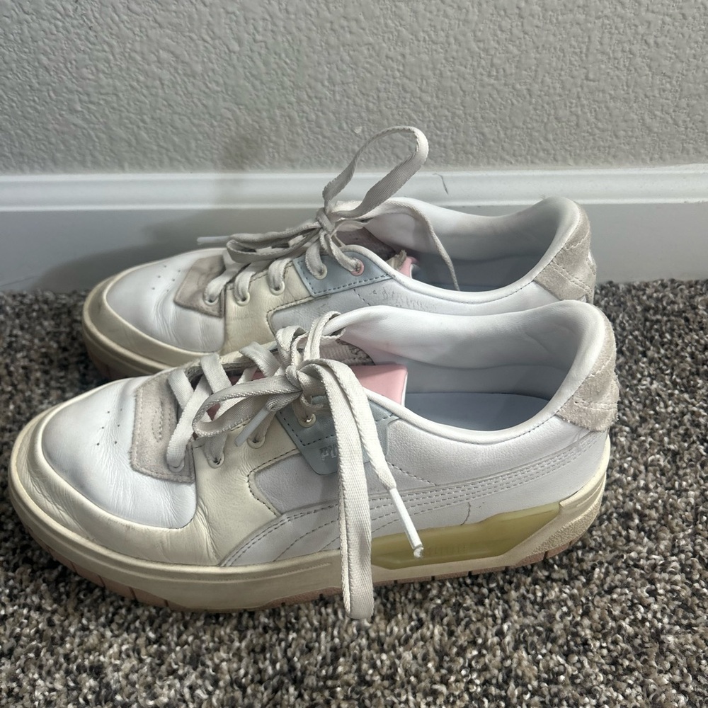 Puma Sneakers